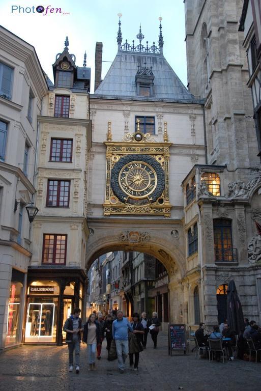 Hotel Les Arcades Руан Экстерьер фото